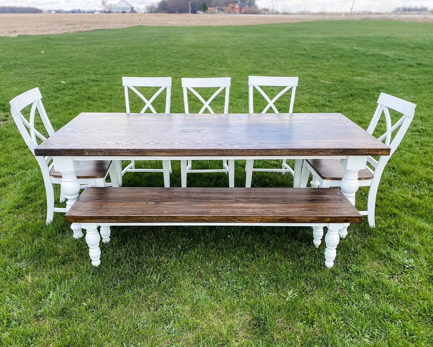 The Hainlen Modern Bench